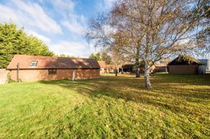 Photo 26- click for photo gallery